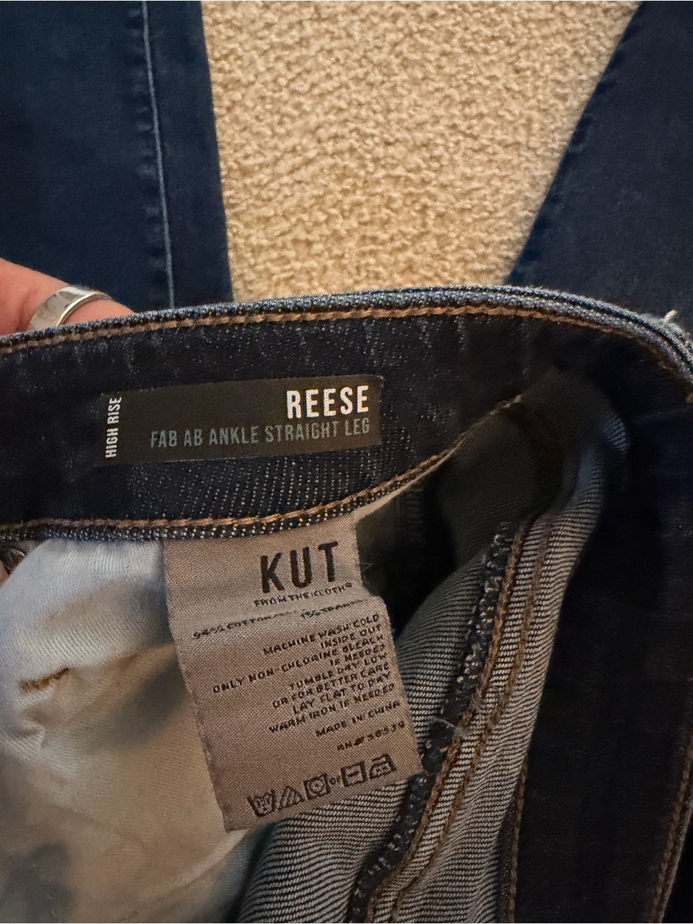 Kut from the Kloth Reese High Rise Fab Ab Ankle Straight Leg - Picture 6 of 8